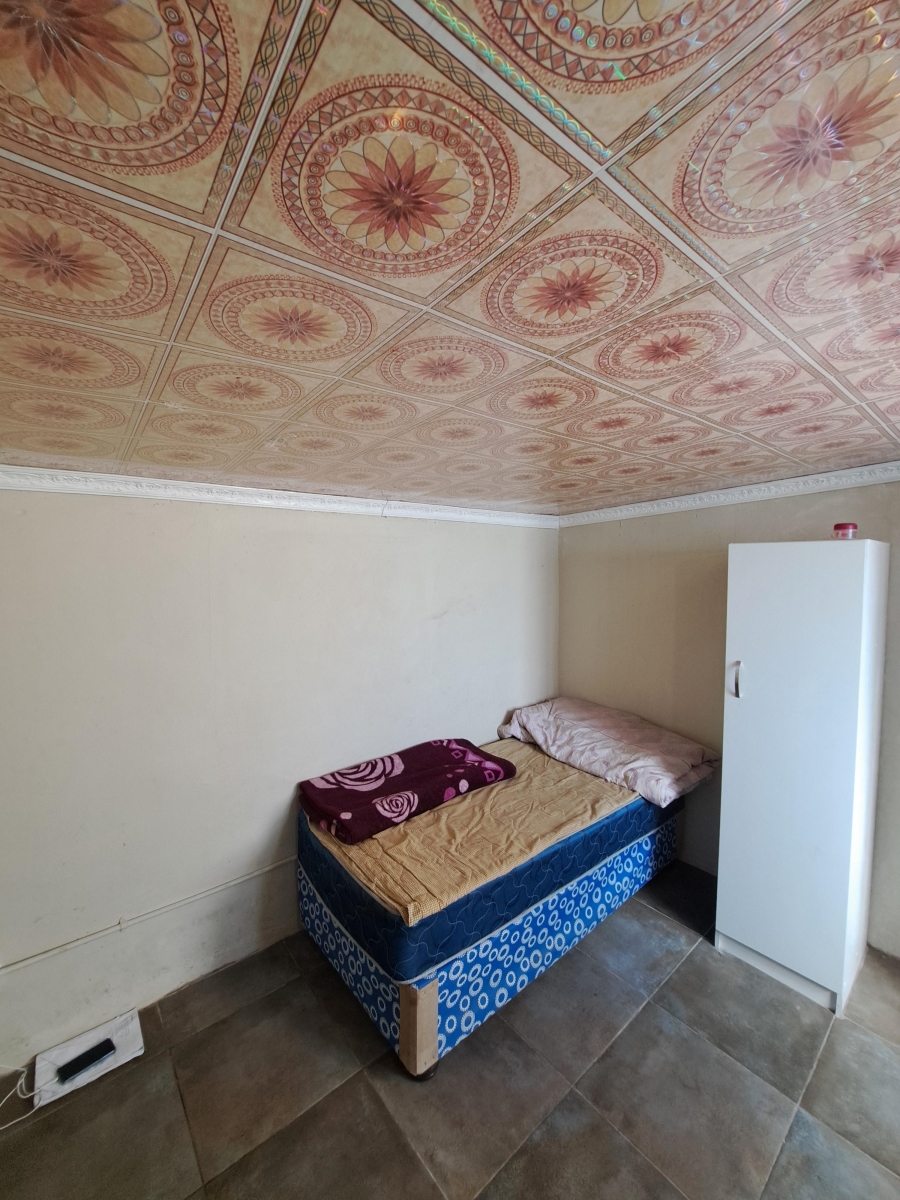 5 Bedroom Property for Sale in Ezibeleni Eastern Cape